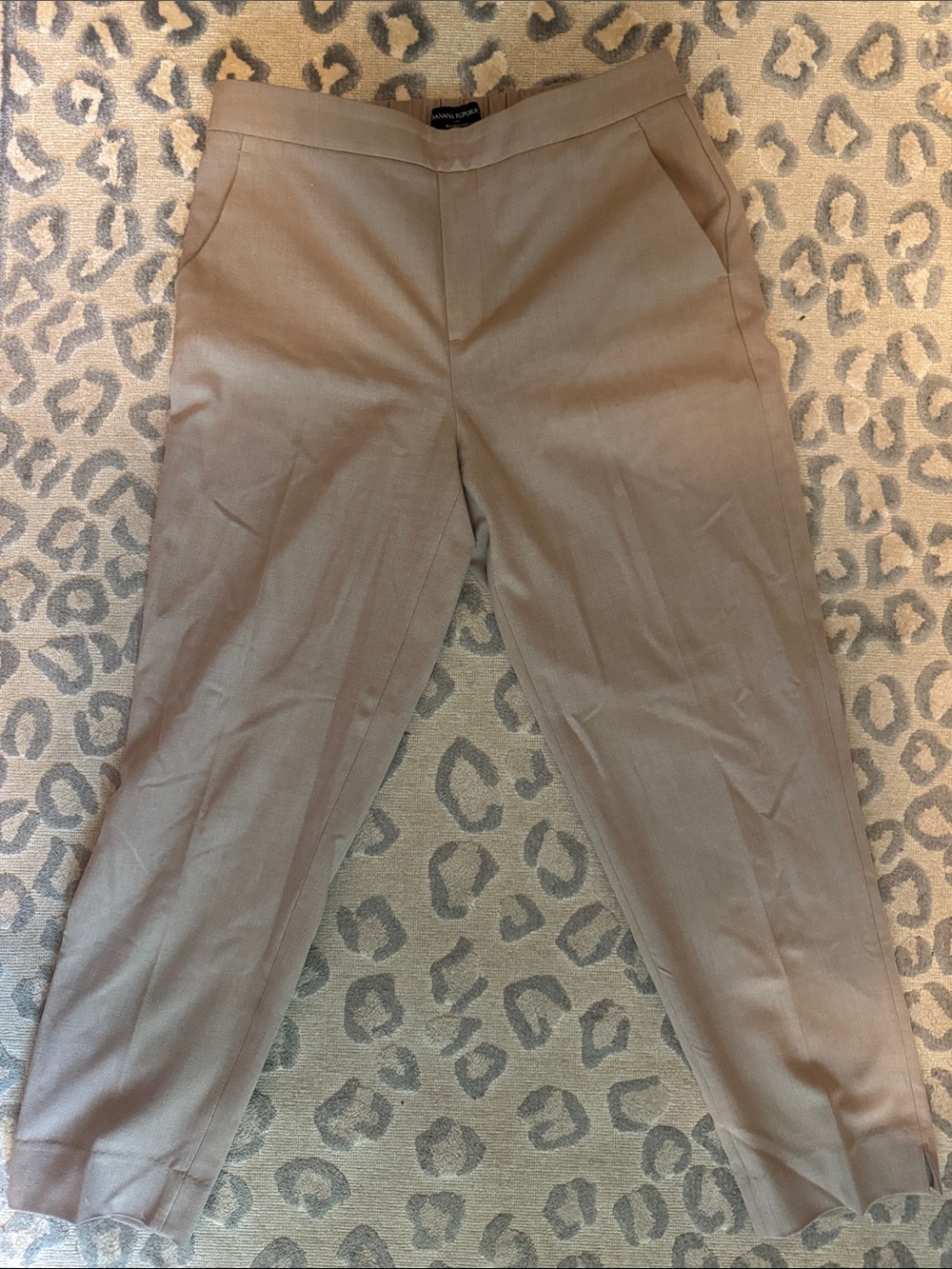 Banana Republic Women Beige Dress Pants Hayden size 8